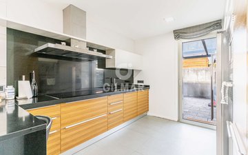 Property slide 15