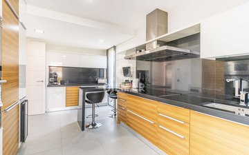 Property slide 14