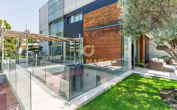 Property slide 36
