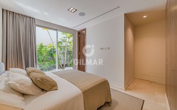 Property slide 7
