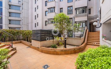 Property slide 34