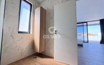 Property slide 19