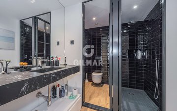 Property slide 16