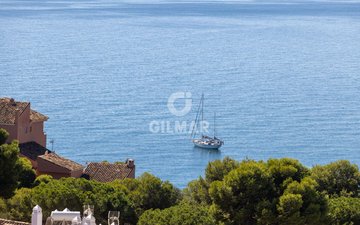 Property slide 40