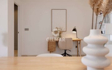 Property slide 21