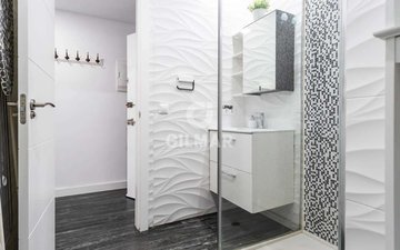 Property slide 18