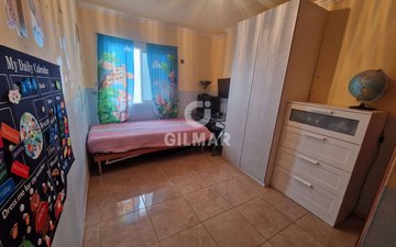 Property slide 17