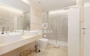 Property slide 38