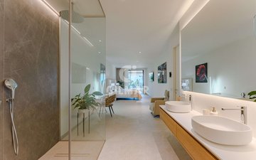 Property slide 20