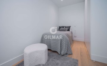 Property slide 18