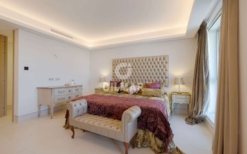 Property slide 32