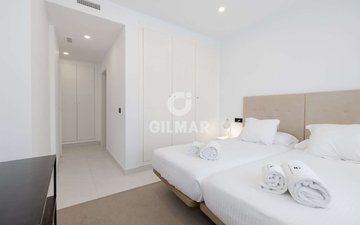Property slide 44