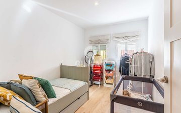 Property slide 25