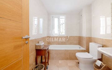 Property slide 25