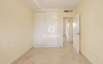 Property slide 22
