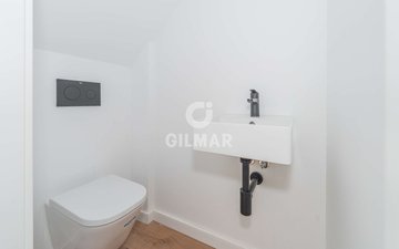 Property slide 22