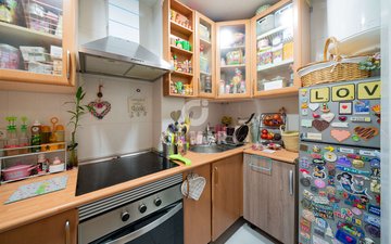 Property slide 17