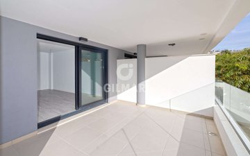 Property slide 38