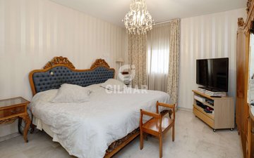 Property slide 17