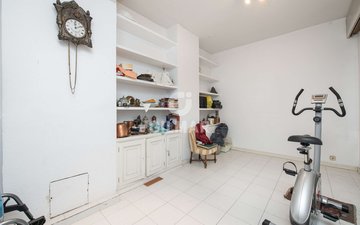 Property slide 14