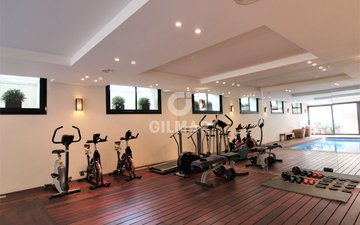 Property slide 22