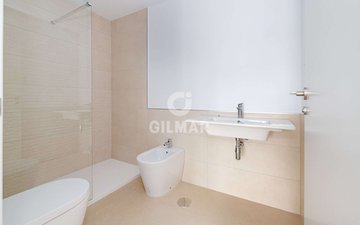 Property slide 31