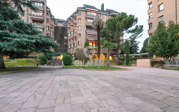 Property slide 40