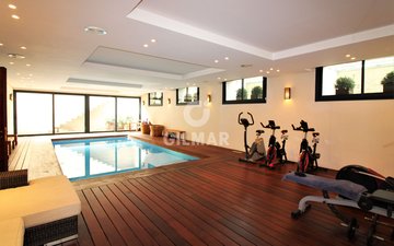 Property slide 21