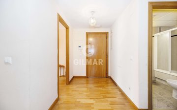 Property slide 32