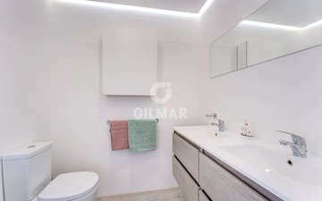 Property slide 17
