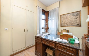 Property slide 22