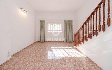 Property slide 16