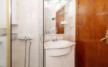 Property slide 31