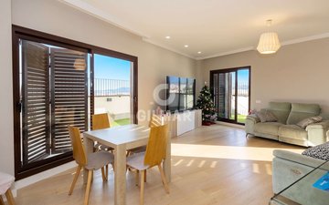 Property slide 20