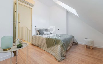 Property slide 21