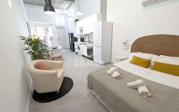 Property slide 10