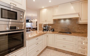Property slide 25