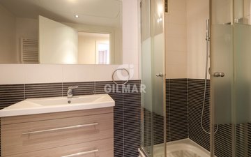 Property slide 28