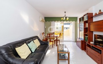Property slide 16