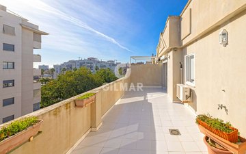 Property slide 14
