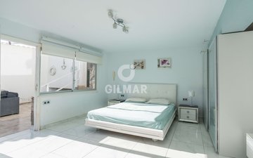 Property slide 28