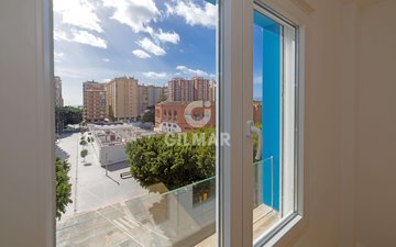 Property slide 32