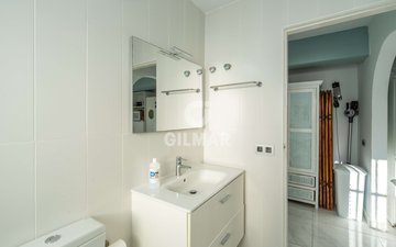 Property slide 39