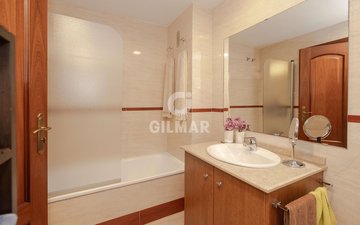 Property slide 39
