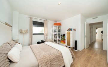 Property slide 27
