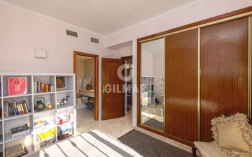 Property slide 28