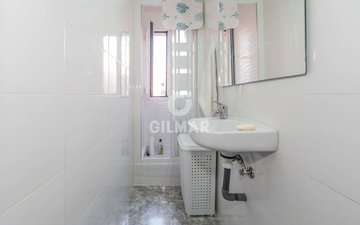 Property slide 16