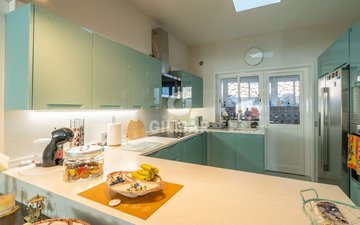 Property slide 24