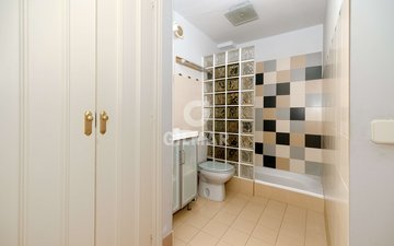 Property slide 27