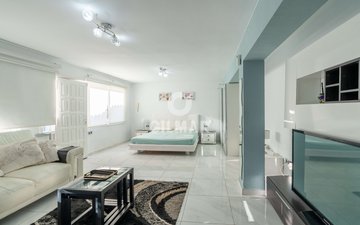 Property slide 32